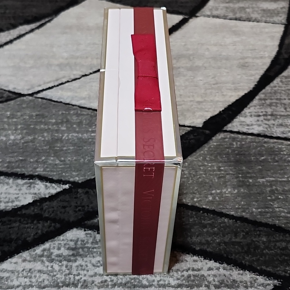 VS TEASE LUXE 3-PIECE FRAGRANCE GIFT SET PRICE FIRM - Picture 7 of 14